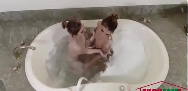  Gracie May Green and Tara Ashley in Tiny Teens In A Tub